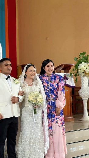 230 reactions · 4 comments | Get Ready With Me - Ke Kondangan ✨ Anyway selamat berbahagia sayang @acasssss_ designer ready to wearnya @dameulos Semoga pernikahannya dipenuhi cinta, kebahagiaan, dan kedamaian 殺 #married #ulosbatak #designers #pembisnismuda #batakhits | Renny Manurung | Facebook