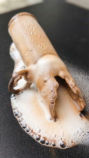 This Forgotten Saw's Rust Removal Will Mesmerize You | ASMR #restoration #satisfying