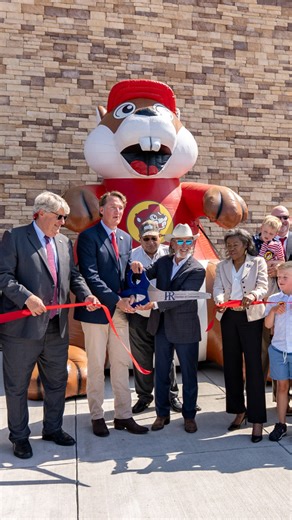 Buc-ee's has officially opened its first Virginia location right here in Rockingham County - bringing new jobs, fresh opportunities, and a commitment to the community. 🦫 Stop by to check out this exciting new destination along Interstate 81 and experience fresh food, friendly service, and all the unique Buc-ee’s perks for yourself! #BuceesVA #RockinghamCounty #EconomicDevelopment #GrandOpening | Rockingham County, Virginia