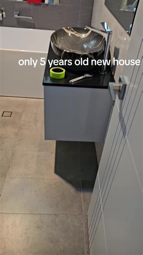 Causes of Broken Tiles in New Homes