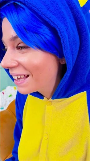 Lipstick Liberation: The Ultimate Removal Trick! 💄✨ #shorts #makeuphacks