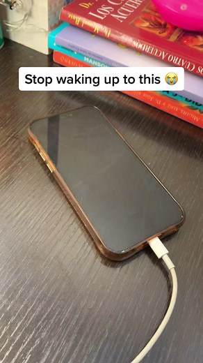 We love our speaker-lamp #speaker #lamp #clock #alarm #led #music #bluetooth #wirelesscharging