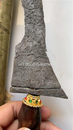 Ancient and Sacred Kebo Lajer Keris