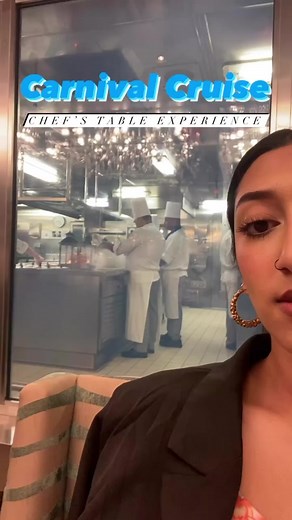 ✨Chef’s Table on the Carnival Cruise✨ If I’m being honest this Carnival cruise wasn’t exactly my cup of tea, but this experience on the last day was absolutely amazing! The Chef’s Table experience is super exclusive, there are only 12 seats available for $100 dollars a person. You get to see the behind the scenes of the cruise’s main kitchen, get 1-on-1 time with the head chef, and get to try dishes made just for this experience. There’s also a live demo on how they make their dessert, as well a