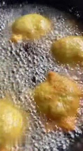 Most Shocking Street Food Ever – Blue Alien Fritters 😱