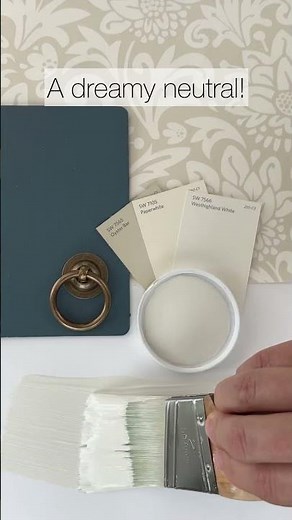 Alabaster by Sherwin Williams is a dreamy, soft white paint color. #paintcolor