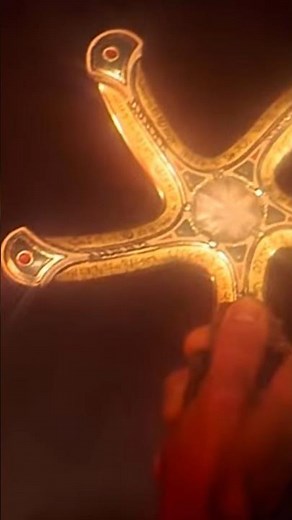 The Glaive (KRULL) 1983