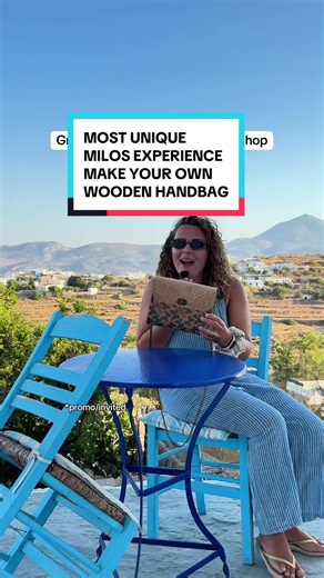 One of the most unique workshops I’ve ever done in Greece 🇬🇷👜✨ 📍Zoulias Wood Creations, Milos @Zoulias Wood Creations *invited/promo And honestly… I don’t know anything else quite like this. Instead of painting something or making pottery, here you actually create your own handbag using cork, wood and other natural materials. And I mean ACTUALLY make it 😅 🪚 sawing 🔩 drilling 🖌️ gluing ✨ assembling This is not one of those workshops where you choose a color and somebody else does the work