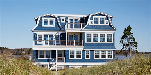 Nancy Meyers’ Aesthetic Gets a Colorful Twist in This Maine Beach House