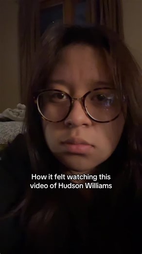 just me??? ITS SO ATTRACTIVE FOR NO REASON RELEASE ME. #hudsonwilliams #heatedrivalry #shanehollander #foryou