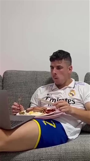 Siuuu: Exploring Simi's World with Munjii LPSG