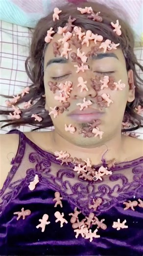 Exploring El Salvador's Unique Comedy Scene