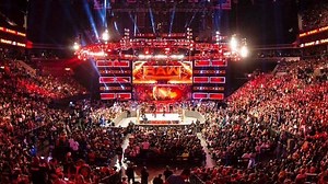 WWE News: WWE security handing out some interesting signs at Monday Night Raw