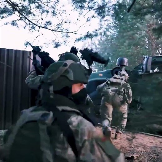 Elite Forces: Green Berets, Italian Rangers, and Lithuanian Armed Forces #edit #airborne