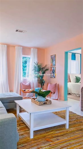 Velvet Ditch Villas on Instagram: "The West Palm | 2BR Condo by Velvet Ditch Villas Miami vibes meet Oxford charm. Located inside the iconic Flamingo building, this art deco gem brings a South Beach feel to the heart of Oxford. Just steps from The Square and minutes from Ole Miss, The West Palm is ideal for game days, weekend getaways, or a stylish staycation. 2 Bedrooms | 2 King Beds Walk to The Square & Campus Fully equipped kitchen with drip coffee maker Reserved parking Bright, tropical, and