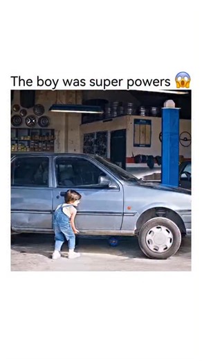 Prime Netflix movies uploads here on Instagram: "Superlópez (2018) 🎬 Short Summary: Born on the planet Chitón, a baby with immense superpowers (and a mustache) is sent to Earth to escape an evil dictator. Adopted by a normal couple in Spain, he is raised to hide his abilities to blend in. Now a mild-mannered office worker, he struggles to control his powers while dealing with office romance, a jealous boss, and an alien villainess hunting him down. The film is a parody of the Superman origin st