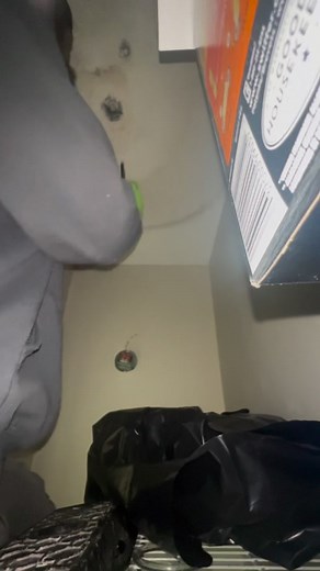 Fixing a Leaking Shower Drain #plumbing #plumber #plumbproud #plumblife #bathroom #bathroomrepairs #shower #showertok #showerdrain #howto #diy #asmr #reels #reelsviral #reelsvideo #serviceplumber | Theconservativeplumber