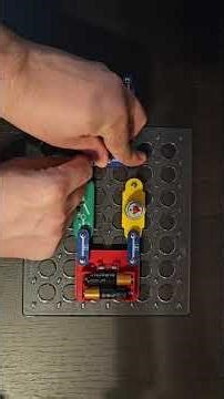 Snap Circuits Electronics for kids#02 How to turn a motor using a switch