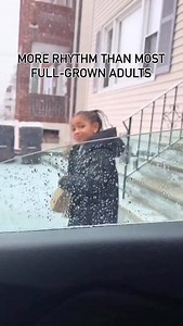 Thisssss is what we expect when a kid says “look what I can do!” 😜 Track ID: DJ Sliink - Break From Jersey (LINK IN BIO) 🎥 @djsliink | Traxsource