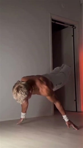 Calisthenics Push-ups Power 💪 #shorts #calisthenics