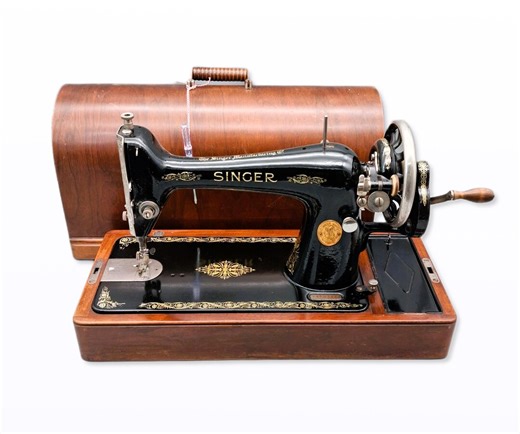 Singer 66K Hand Crank Sewing Machine – 1927 - Etsy