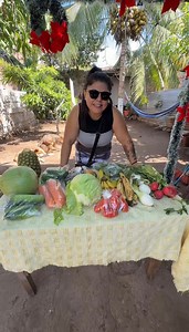 Muchas personas compran mucha más frutas y verduras pero nosotras Esto es lo que gastamos en verduras para una semana en nuestra casa humildemente y con la bendición de Dios | Las Vecinas