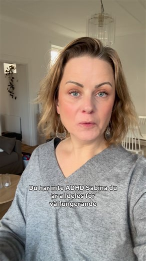 Det är skillnad på att fungera TROTS ADHD/ADD och att leva MED ADHD/ADD 🙏 I mitt onlineprogram Bli din egen bästa vän får jag ofta höra från deltagare att ”jag visste inte att jag hade så dålig självkänsla” eller ”jag trodde att jag arbetat med mig själv men det här var något helt annat” Det beror på att mitt program är skräddarsytt för dig som är kvinna och som misstänker eller har fått en ADHD/ADD diagnos i vuxen ålder och som redan försökt, med vårdens hjälp, KBT, terapi eller böcker, gruppe