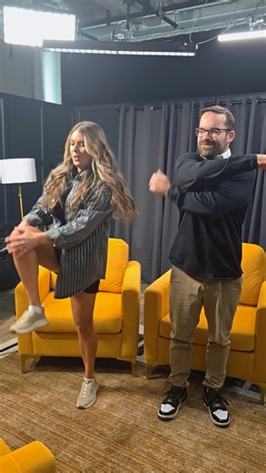 Who’s 5’7’’ (with shoes on), wears a Purdue quarter zip and glasses, and knows everything about basketball in Indiana? 🏀👆That’s none other than Indy sports personality Derek Schultz, the special co-host of #ThisIsPurdue this March. Lock in, listeners, because this is going to be fun! Join Derek and host Kate Young for our first episode Thursday, March 5. P.S. Do you hear another familiar #Boilermaker voice? 🚂🏈 Subscribe today so you don’t miss these episodes: purdue.edu/podcast | Purdue Univ