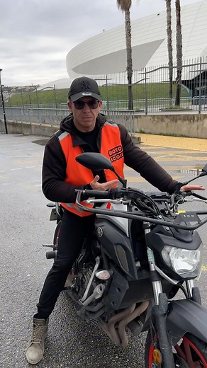Comment tourner en moto 🏍️ #moto #motoask #permis #motorbike #autoecole | Auto Ecole Yes