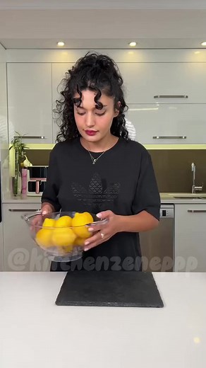 32K views · 717 reactions | Lemon Syrup  It tastes like fresh lemon, you can put it in lemonade, cheesecake or cocktails, it's great #lemonsyrub #reel #juice #drinks | Kitchen zeneppp | Facebook