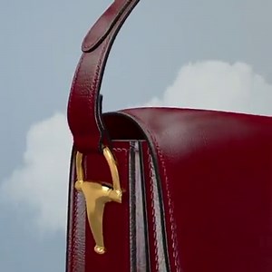 21K views · 1.4K reactions | Modelled on the same shape when it launched over six decades ago, the Gucci 1955 Horsebit bag features the equestrian-inspired code from the House composed of a double ring and bar. Other styles include a bucket and a soft messenger. Discover more on.gucci.com/Gucci1955HorsebitDigitalCatalogue_. | Gucci | Facebook