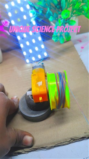 धागा खींचने से बिजली कैसे बनती है? Amazing Dynamo Project!shorts #diy #scienceproject