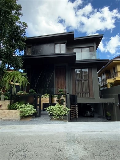 Luxurious ₱175M Home with Infinity Pool in Quezon City