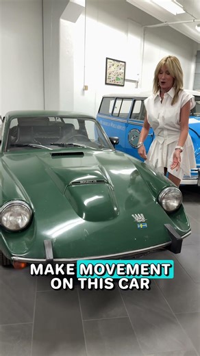 Dashboard Diva Vehicle Showcase | Check Out This Classic Ride!