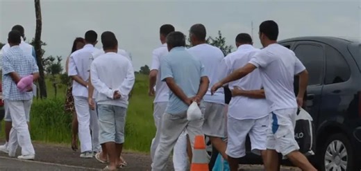 48 mil presos deixaram cadeias no fim do ano, e quase 2 mil não voltaram