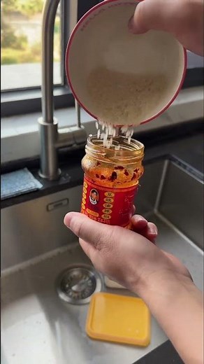 Top Cup Cleaning Hack: Learn This Quick Trick