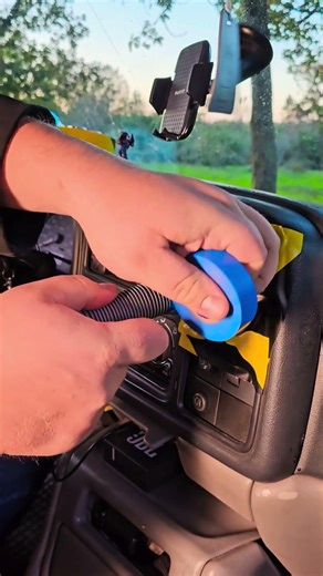 Chill Out: Car AC Fridge Fun! 🧊🚗