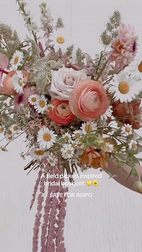 Wild Daisy Bridal Bouquet Inspiration