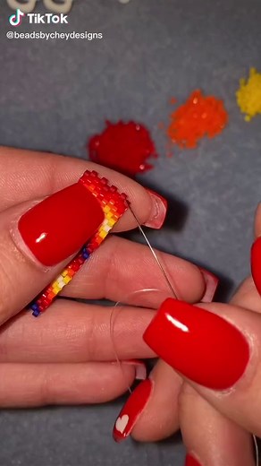 Peyote Earrings! #beadwork #beadworktiktok #beadersoftiktok #nativetiktok #beadedearrings #indigenoustiktok