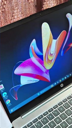 #26january #viral #computer apne laptop mein 26 January ka wallpaper change kre #viralshorts