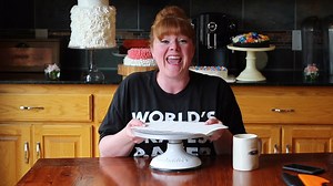 424K views · 878 reactions | 3 ESSENTIAL TOOLS for CAKE DECORATING!...