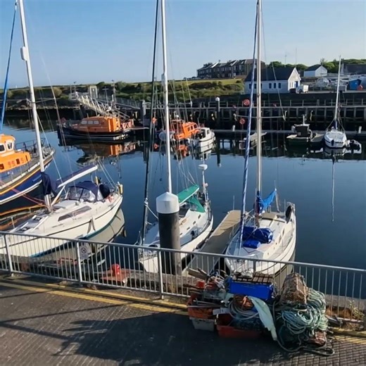 Girvan Harbour #vanlife #campervanuk #vivarocamper #ukvanlife #diycamper
