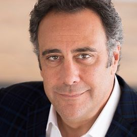 Brad Garrett | Keynote Speaker | AAE Speakers Bureau