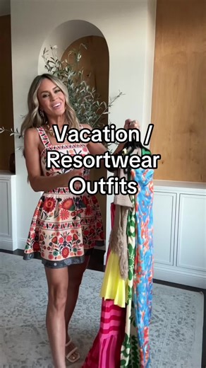 Cute Vacation Outfit Ideas for Winter and Spring Break