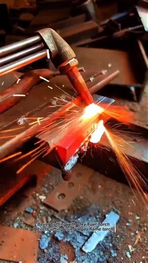 Bevel Cutting Steel with an Oxy-Fuel Torch | Metal Fabrication Cutting Technique