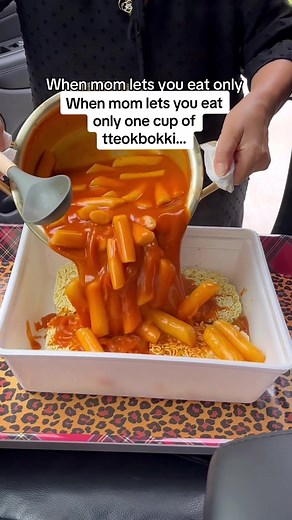 When Mom Lets You Eat Only One Cup of Tteokbokki