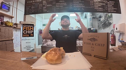 After seeing @McDonald’s CEO Chris ”Attack” a big arch burger we felt it was only right for Harrison’s CEO to have a go! 🤷🏼‍♂️ #burger #fyp #mcdonaldsceo #FishAndChips #foodreview