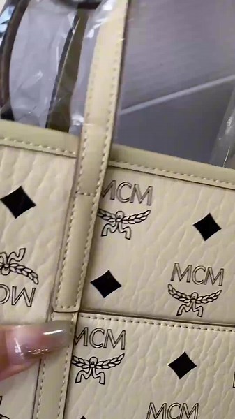 To learn more about bags, follow savebullets#savebullets @ideatimes @karlaceliss @kbellbeauty @amandakhamkaew @sydneyschiffer @danielllestrada @itscasuallyhannah @makeupeveryday11 @makeupeveryday11 @babymichelle222 @carissaadanielle @makeupeveryday11 @_brittsamara @ratedlaur @jonnettesalazar @janeejohnsonn1 @jonnettesalazar @.shada @mariaa.munozz @mmonsemanriquez12 @sallysallysalma @margmarg123 @embtff @alexisfrasca @robitussin.dm @leebyulbyul @sydneyschiffer @michansari @addisonre @melisa.agc @