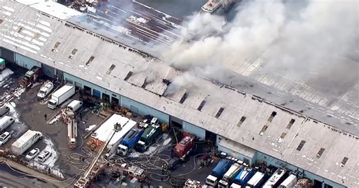 Brooklyn warehouse fire causes extensive damage to building