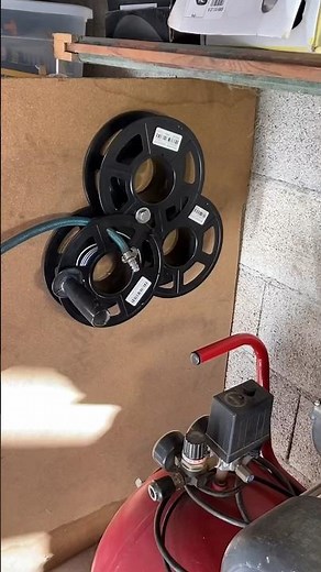 Fabriquer un enrouleur de tuyaux #tips #bricolage #diy #tricks #tools #astuces #shorts